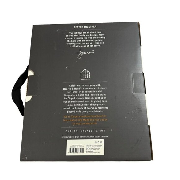 Hearth and Hand with Magnolia 2018 Christmas Wood Ornaments Chip & Joanna Gaines - Picture 2 of 5